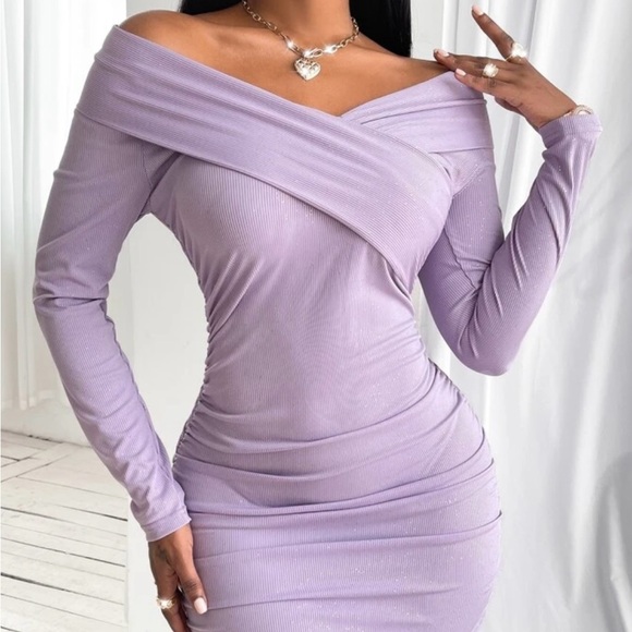 Off shoulder dress - Picture 3 of 4